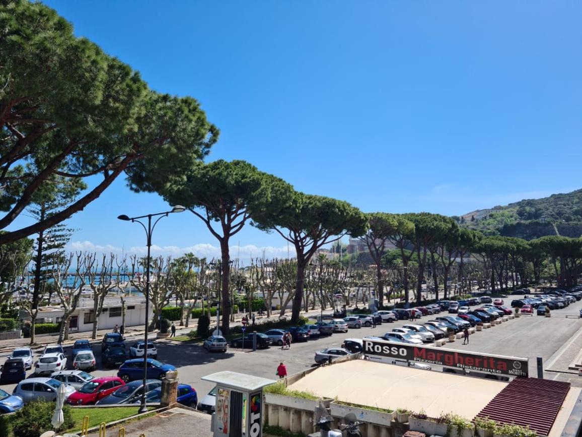 Appartamento Deluxe Centrale, Gaeta Exteriér fotografie